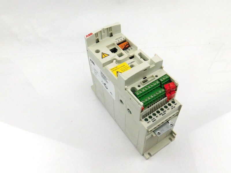 Частотный преобразователь ABB ACS355-03E-04A1-4+N827