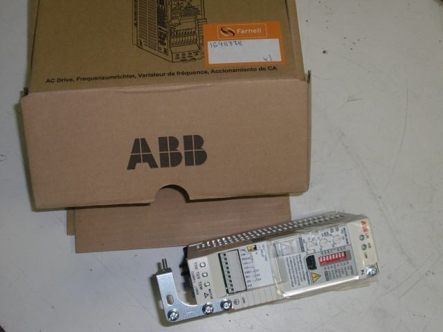 Частотный преобразователь ABB ACS55-01E-02A2-2