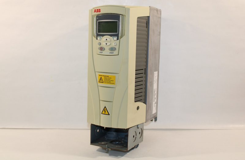 Частотный преобразователь ABB ACS550-01-04A1-4