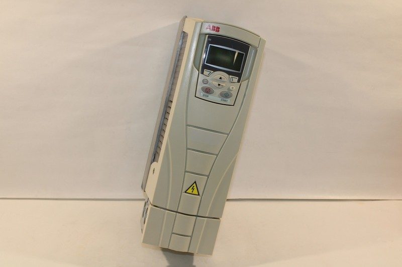 Частотный преобразователь ABB ACS550-01-06A9-4