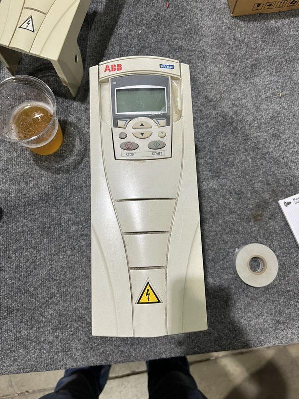Частотный преобразователь ABB ACS550-U1-08A8-4