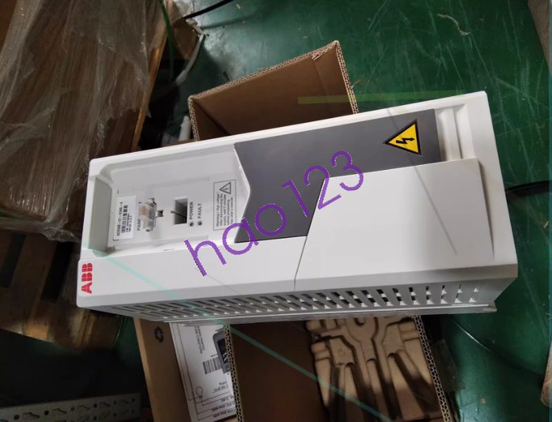 Частотный преобразователь ABB ACS580-01-03A0-4