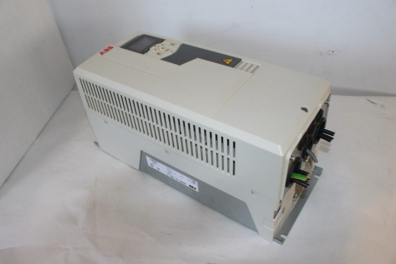 Частотный преобразователь ABB ACS580-01-045A-4