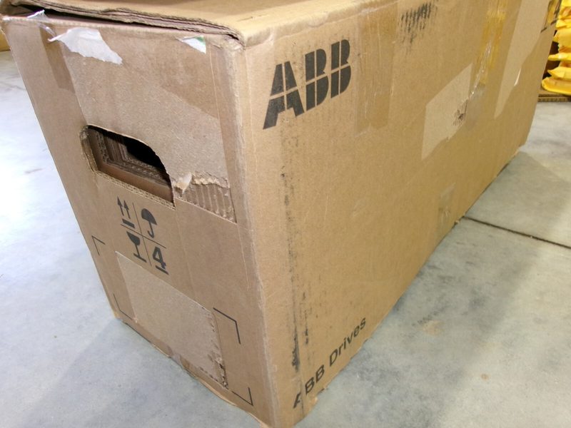 Частотный преобразователь ABB ACS580-01-04A8-4