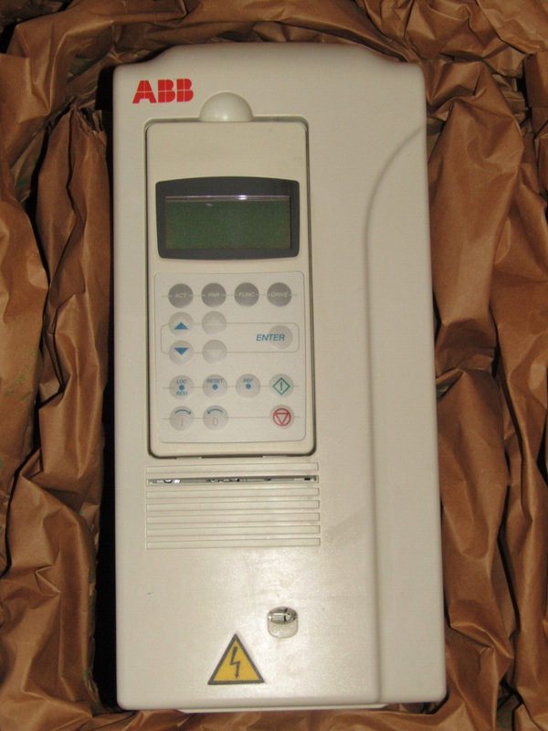 Частотный преобразователь ABB ACS800-U1-0011-5+P901