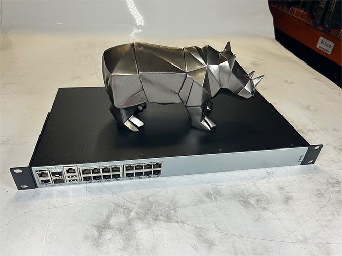 Сервер Avocent ACS8016DAC