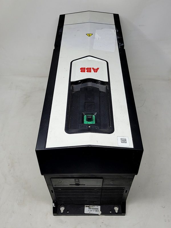 Частотный преобразователь ABB ACS880-01-027A-5