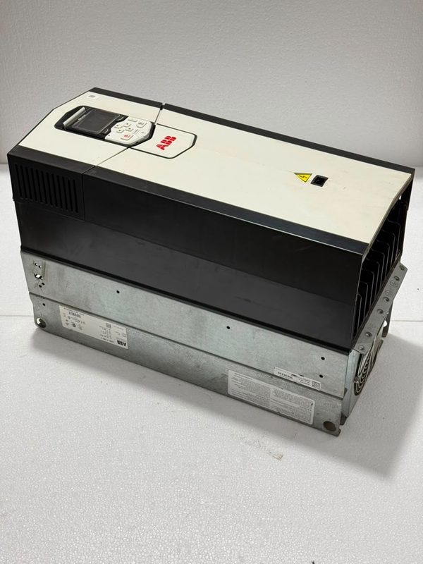 Частотный преобразователь ABB ACS880-01-096A-5