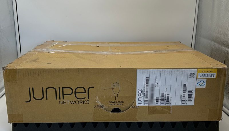 Маршрутизатор Juniper ACX7024-DC-2PSU