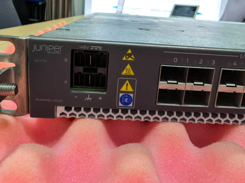 Маршрутизатор Juniper ACX710