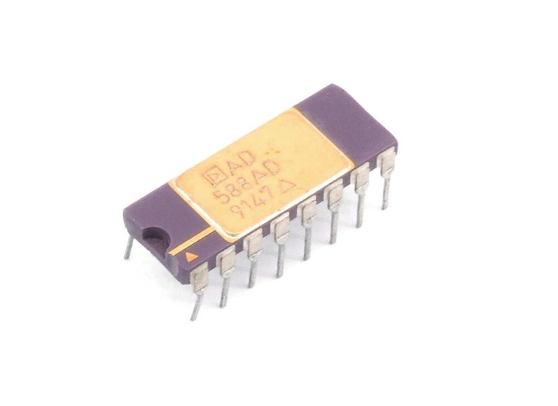 Микросхема Analog Devices AD588AD