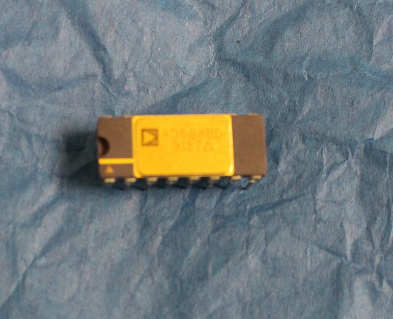 Микросхема Analog Devices AD588BD