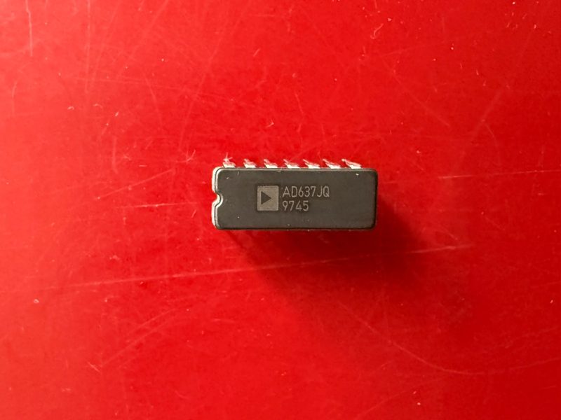 Микросхема Analog Devices AD637JQ