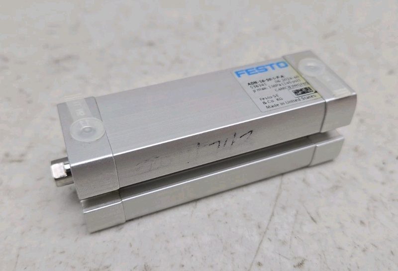 Пневмоцилиндр Festo ADN-16-50-I-P-A