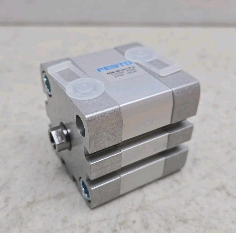 Пневмоцилиндр Festo ADN-40-10-I-P-A