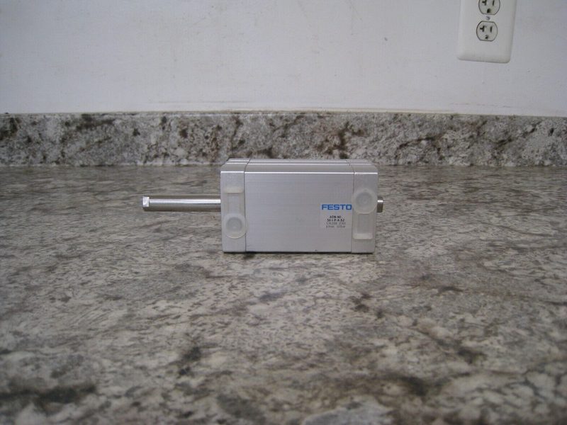 Пневмоцилиндр Festo ADN-40-50-I-P-A-S2