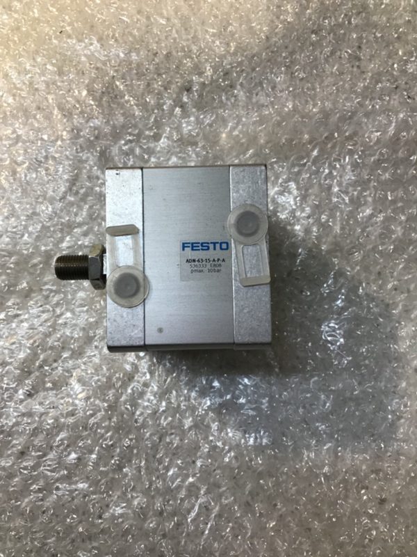 Пневмоцилиндр Festo ADN-63-15-A-P-A