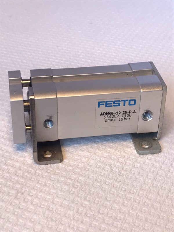 Пневмоцилиндр Festo ADNGF-12-25-P-A