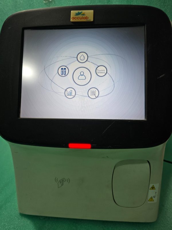 Анализатор AHA-5200