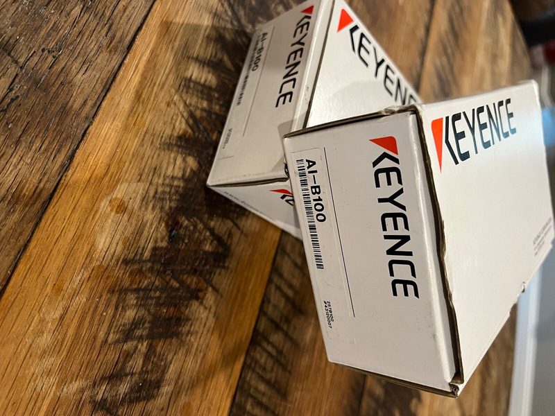 Фотоэлектрический датчик Keyence AI-B100