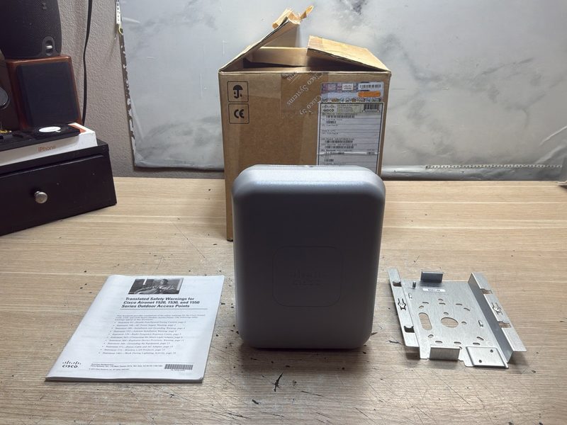 Точка доступа Cisco AIR-AP1562D-B