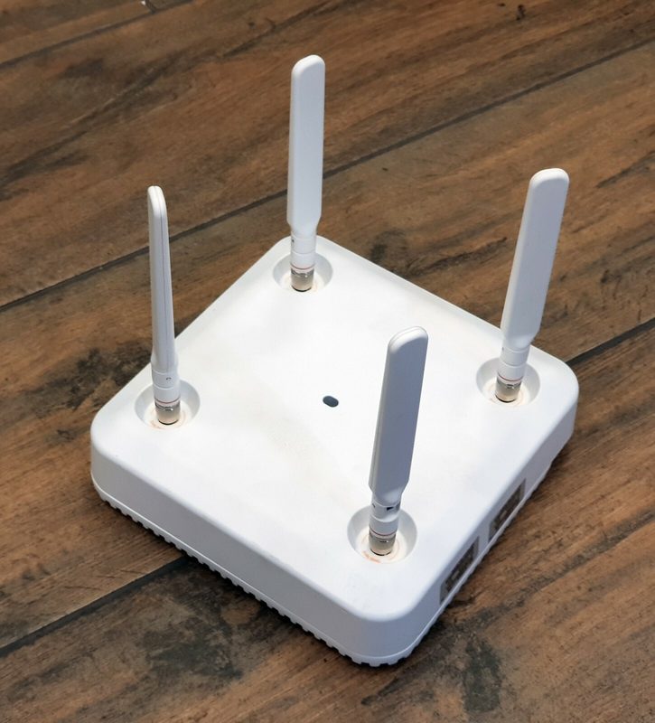Точка доступа Cisco AIR-AP2802E-I-K9