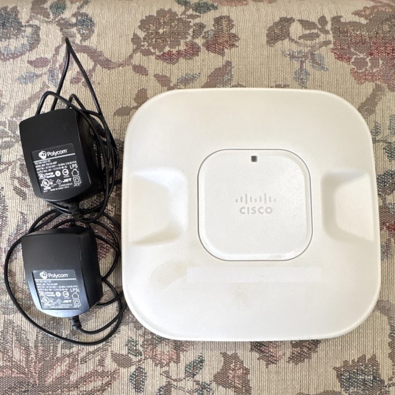 Точка доступа Cisco AIR-LAP1042N-A-K9