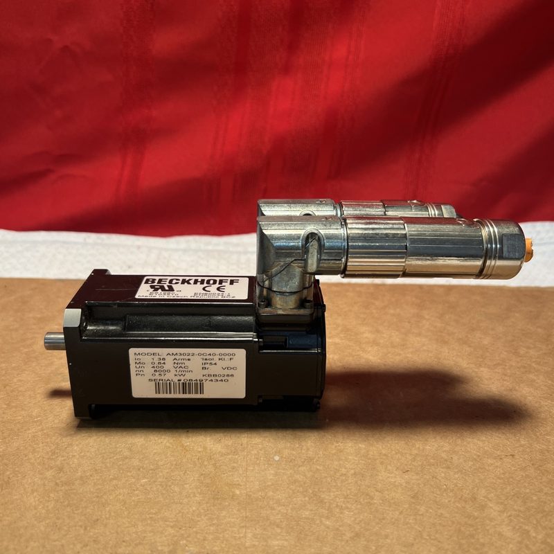 Серводвигатель Beckhoff AM3022-0C40-0000