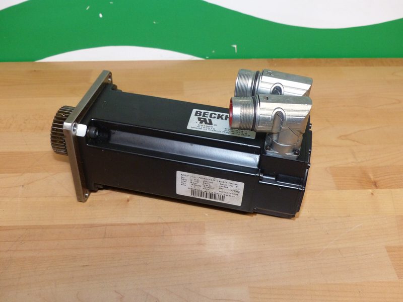 Серводвигатель Beckhoff AM3033-1E40-0000