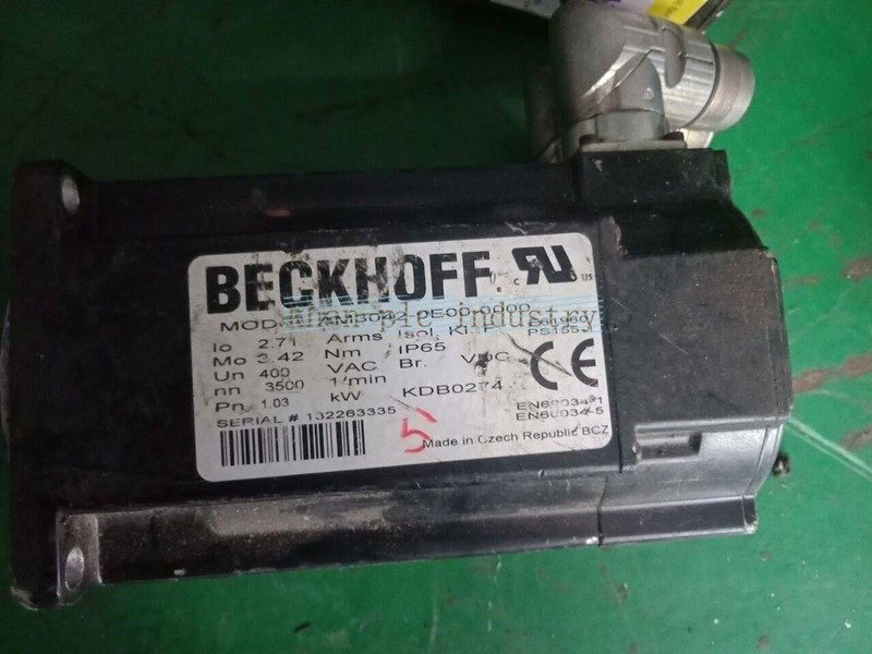 Серводвигатель Beckhoff AM3042-0E00-0000