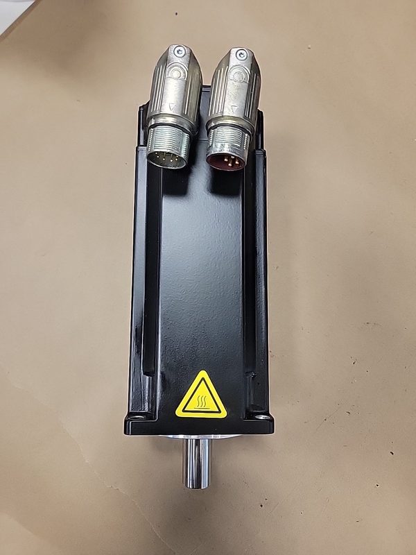Серводвигатель Beckhoff AM3044-0H00-0000
