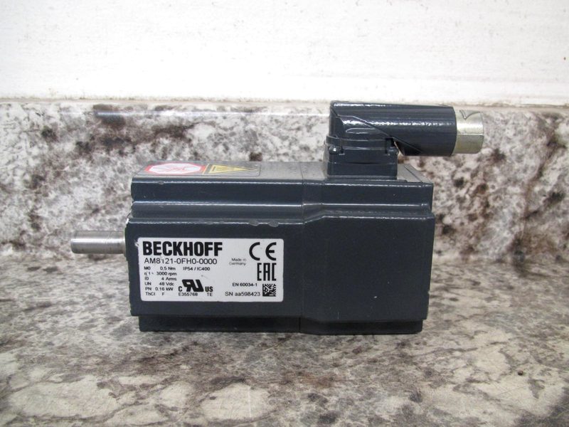 Серводвигатель Beckhoff AM8121-0FH0-0000