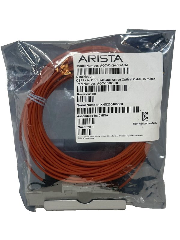 Кабель Arista AOC-Q-Q-40G-15M