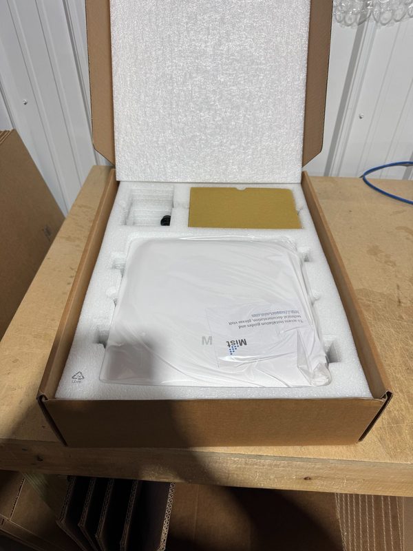 Точка доступа Juniper AP61-US