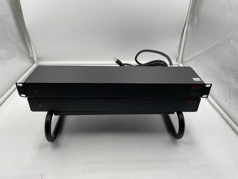 Блок розеток APC AP7800