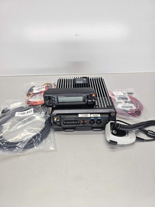 Радиостанция Motorola APX7500