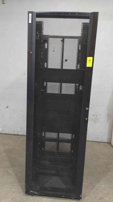 APC AR3157
