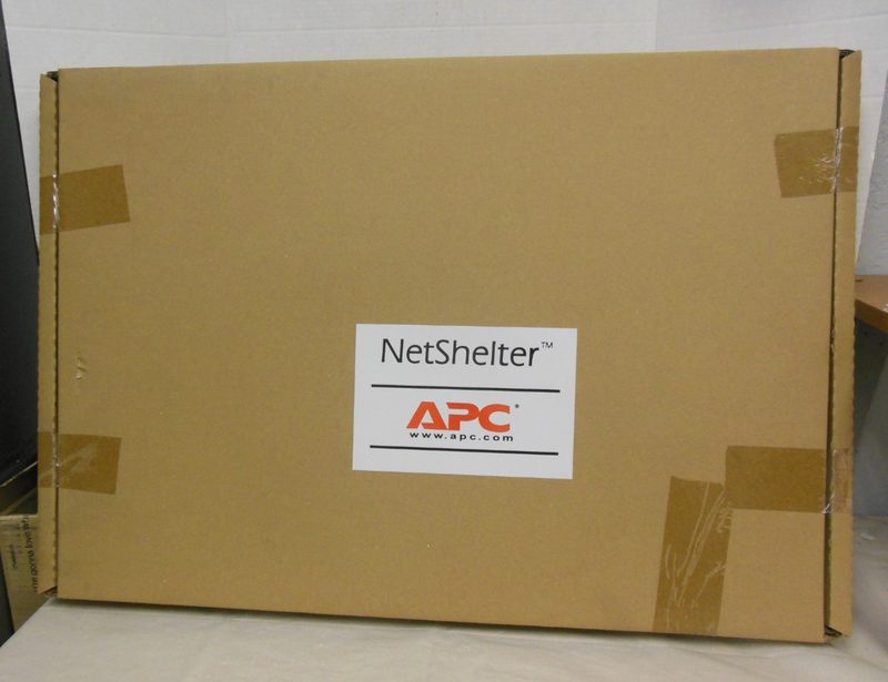 APC AR8122BLK