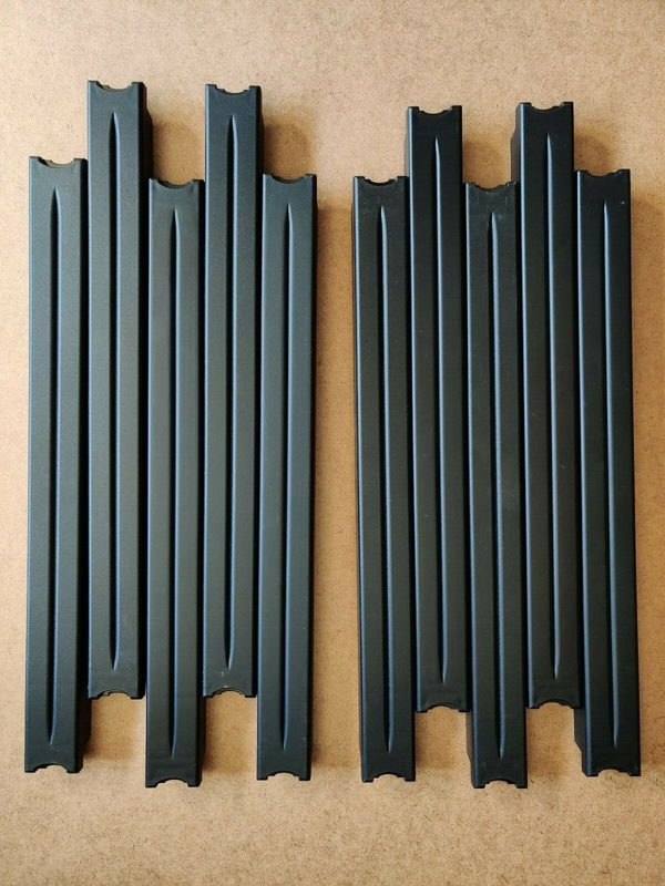 APC AR8136BLK