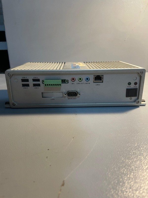 IIoT-устройство Advantech ARK-3360F