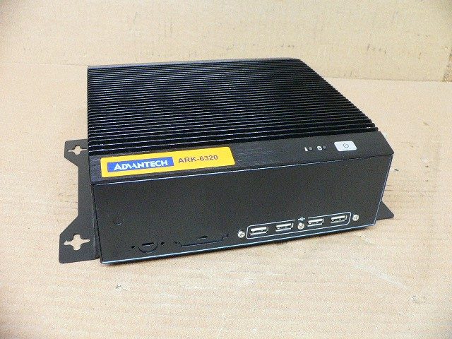 Промышленный компьютер Advantech ARK-6320