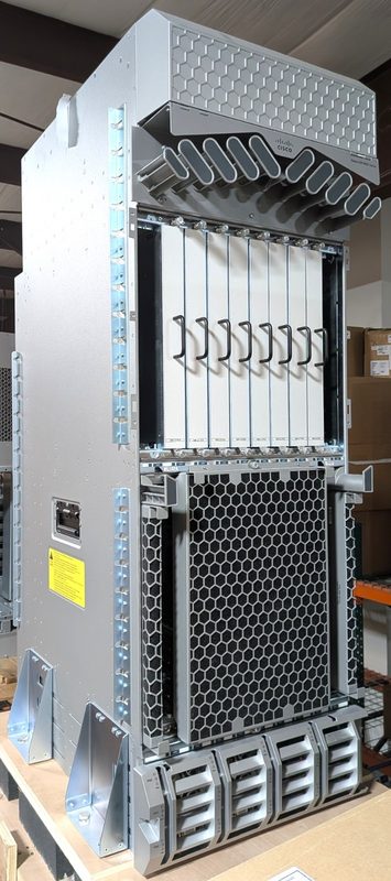 Маршрутизатор Cisco ASR-9912-AC