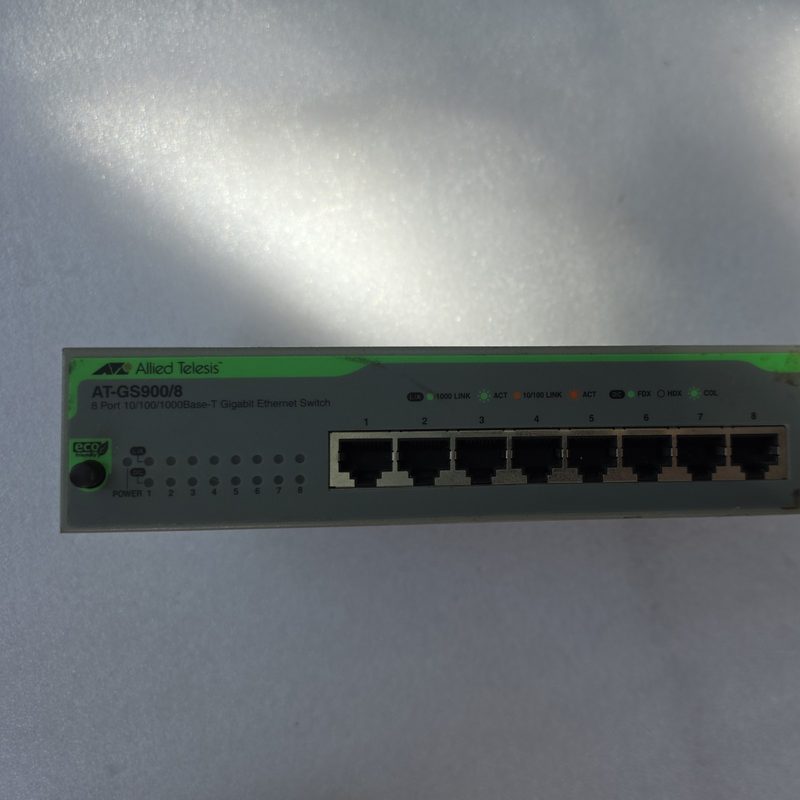 Коммутатор AT-GS900/8E