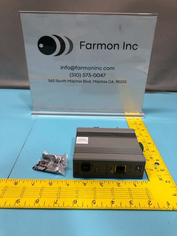 Медиаконвертер AT-IMC1000TP/SFP-80