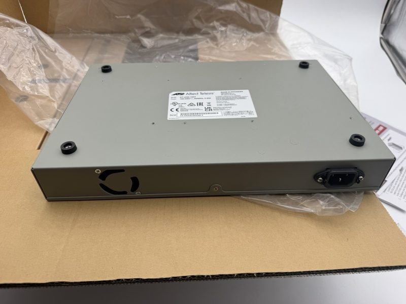 Коммутатор AT-X230-18GP