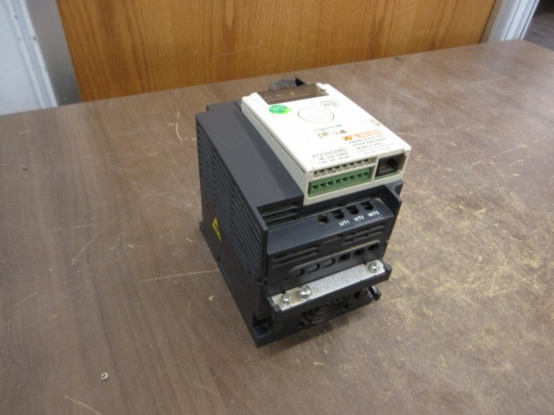 Частотный преобразователь Schneider ATV12HU22M3