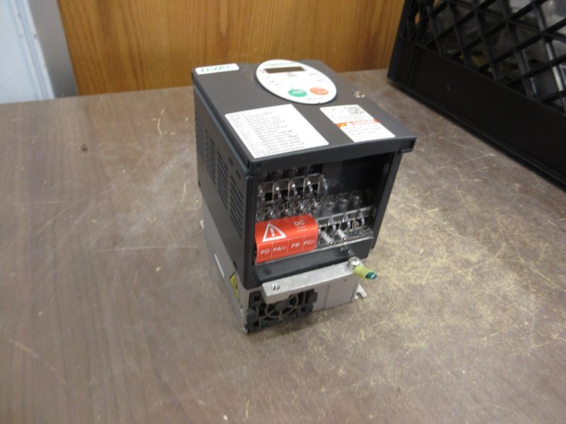 Частотный преобразователь Schneider ATV212HU15N4