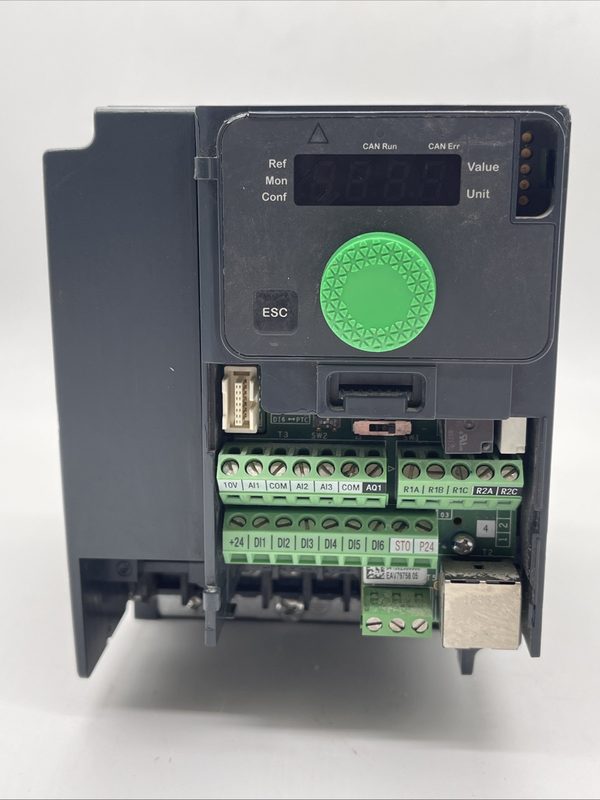 Частотный преобразователь Schneider ATV320U07N4C