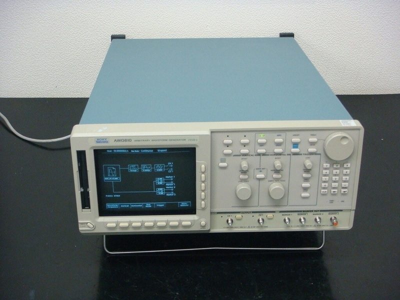 Генератор сигналов Tektronix AWG610
