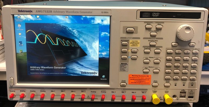 Генератор сигналов Tektronix AWG7122B